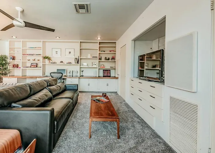 Jacuzzi, Walk To Trails, Stunning Views, Mid-century Modern,pool