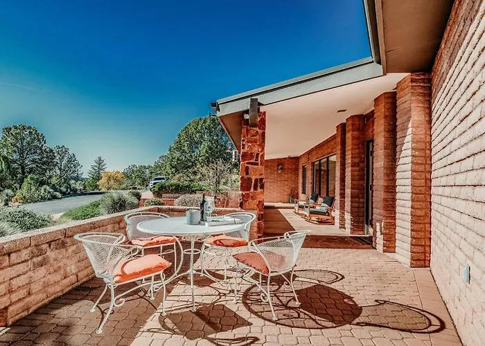 Hébergement de vacances Jacuzzi, Walk To Trails, Stunning Views, Mid-century Modern,pool *