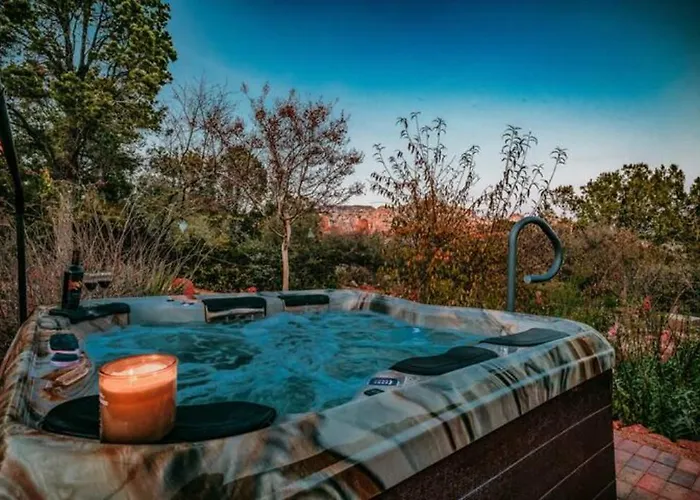 Hébergement de vacances Jacuzzi, Walk To Trails, Stunning Views, Mid-century Modern,pool
