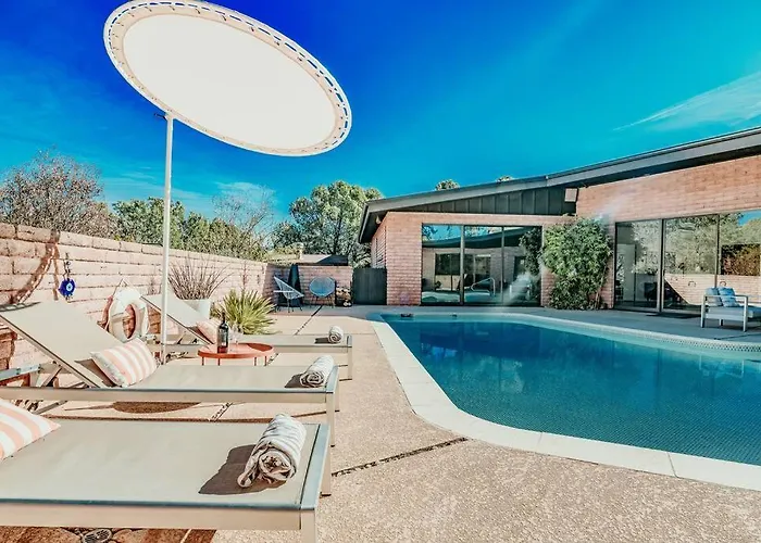 Jacuzzi, Walk To Trails, Stunning Views, Mid-century Modern,pool *
